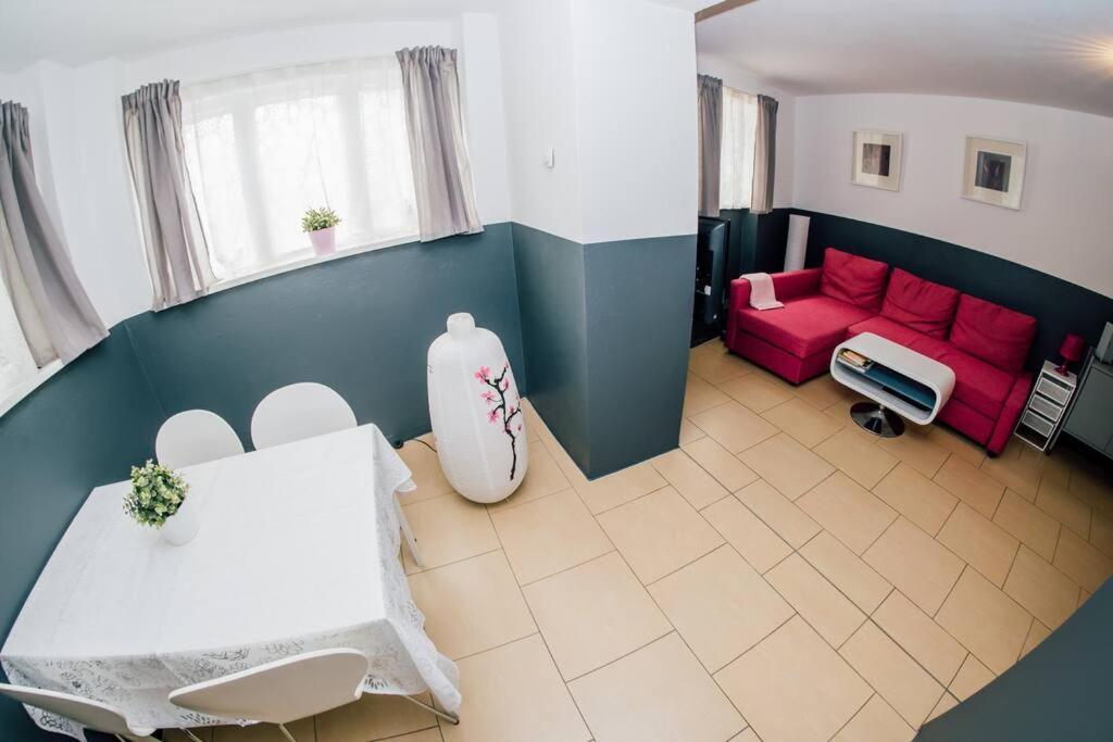 Apartment At Rostock - Pink Dış mekan fotoğraf